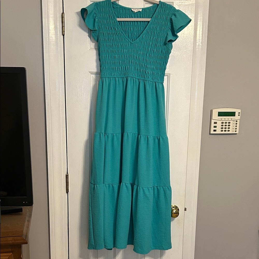 Chic Teal Midi Dress